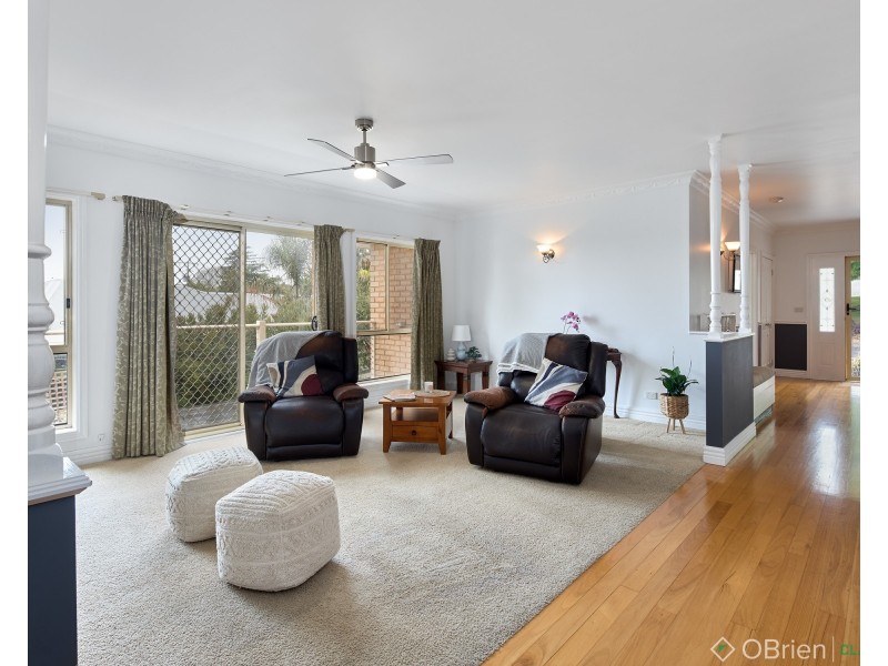 60 Cason Crescent, Warragul VIC 3820