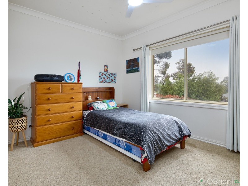 60 Cason Crescent, Warragul VIC 3820
