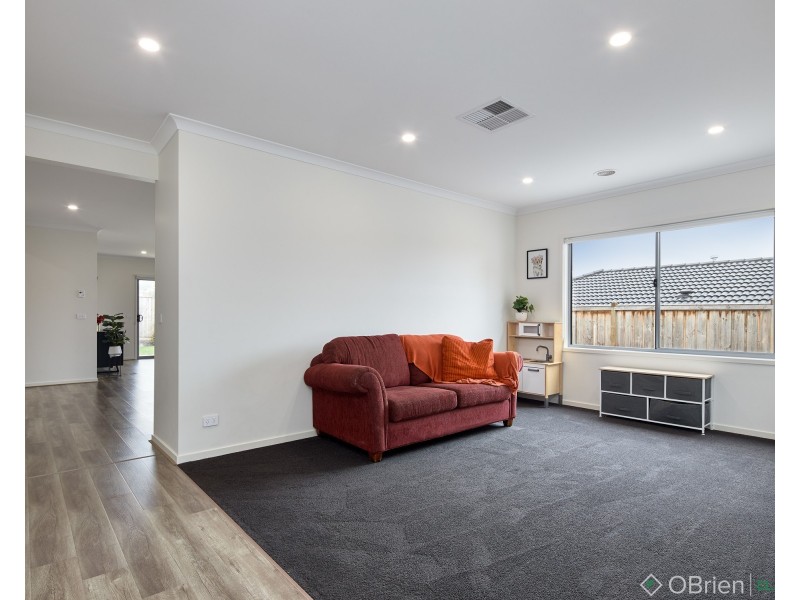 10 Lillypilly Street, Warragul VIC 3820