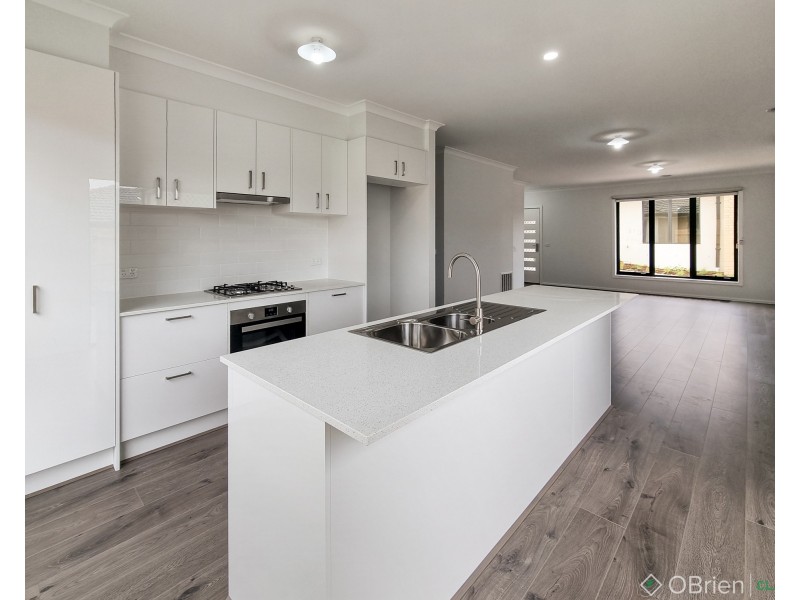 6/16 McKindlay Street, Drouin VIC 3818