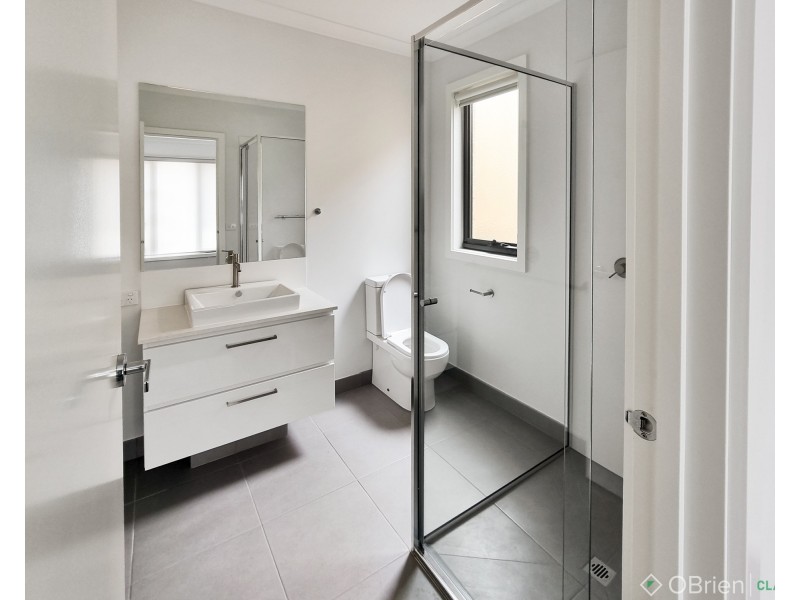 6/16 McKindlay Street, Drouin VIC 3818