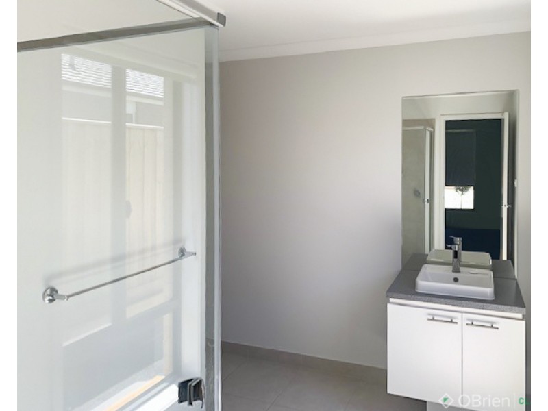 3 Lantana Avenue, Warragul VIC 3820