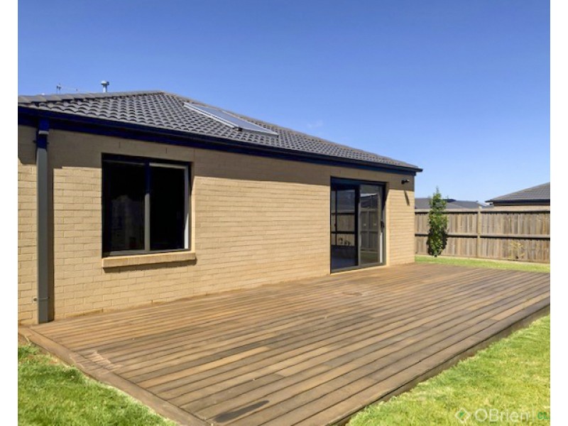 3 Lantana Avenue, Warragul VIC 3820