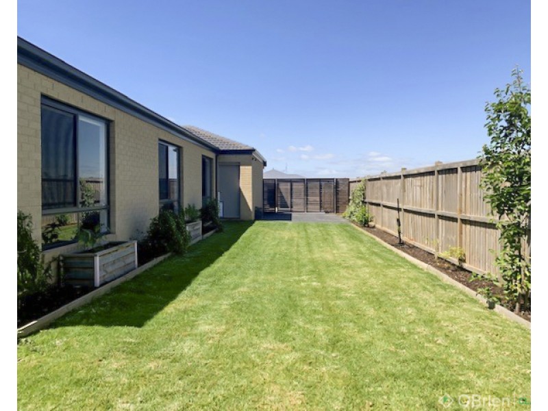 3 Lantana Avenue, Warragul VIC 3820