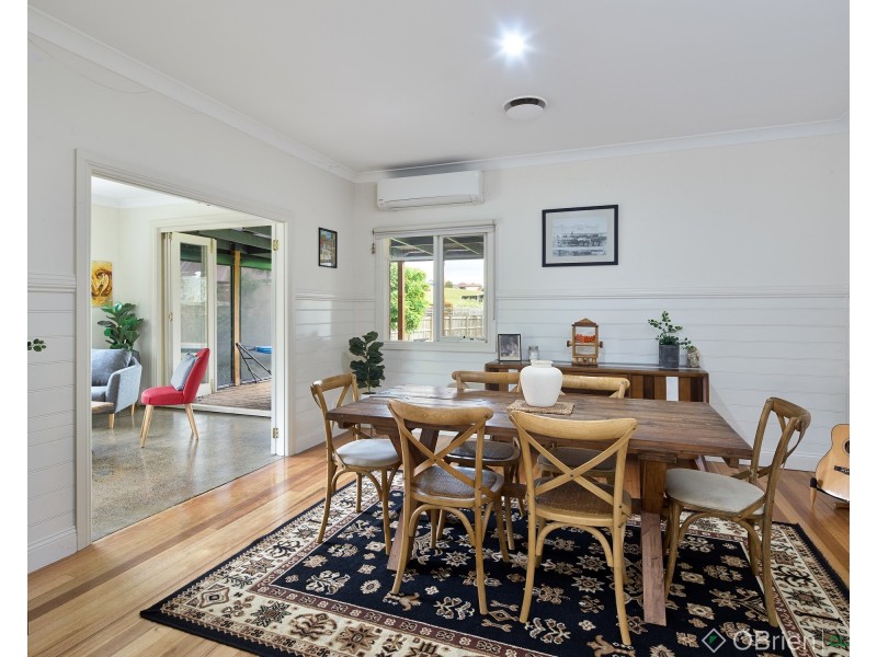 6 Fuhrmann Court, Drouin VIC 3818