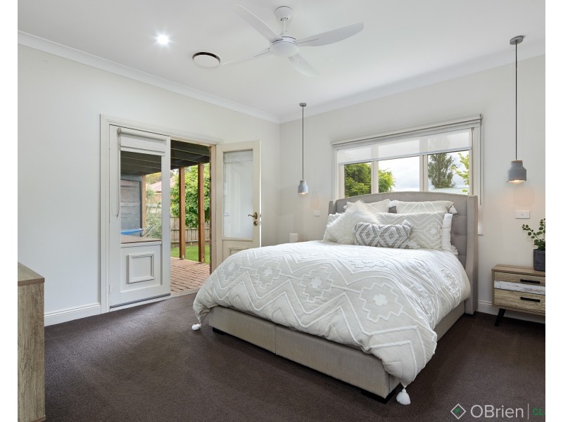 6 Fuhrmann Court, Drouin VIC 3818