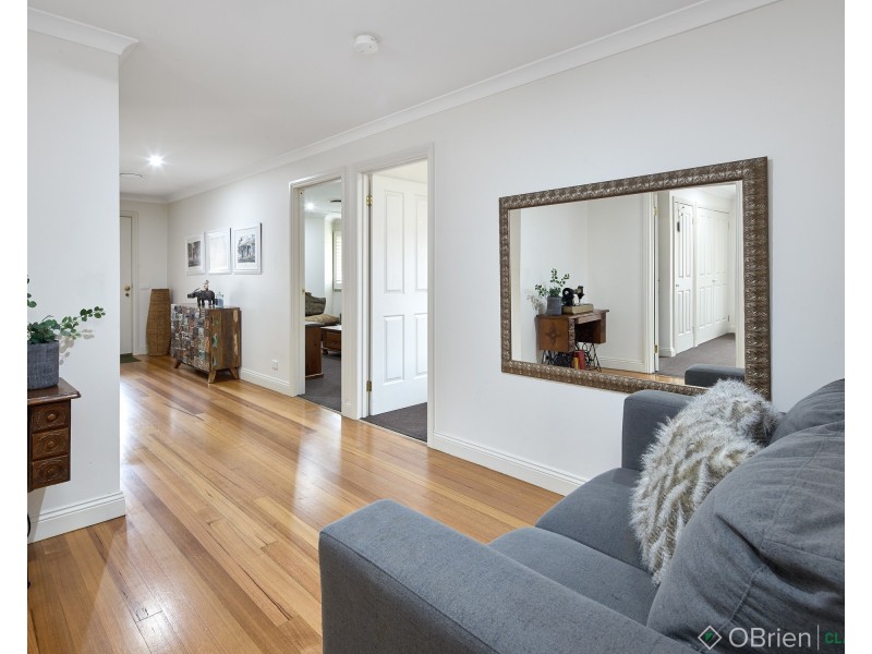 6 Fuhrmann Court, Drouin VIC 3818