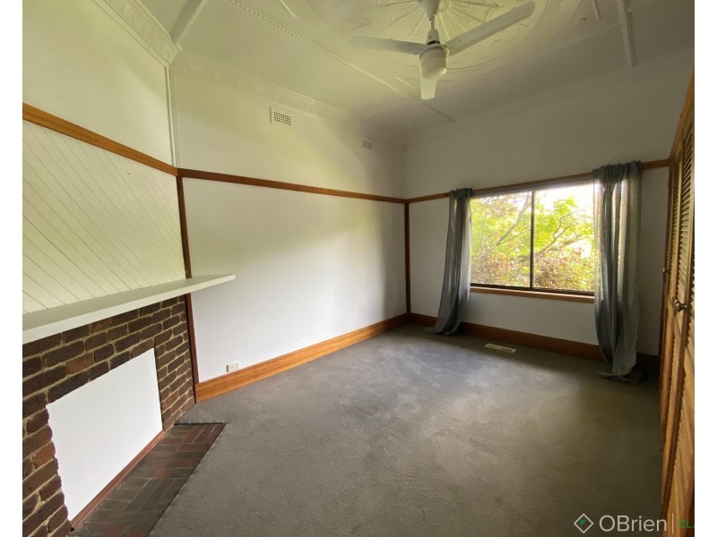 32 Gladstone Street, Warragul VIC 3820