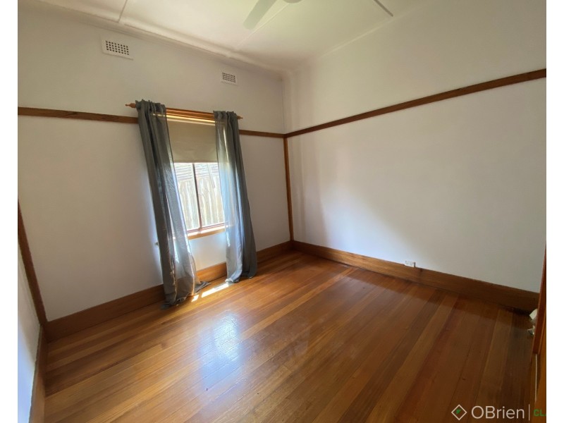 32 Gladstone Street, Warragul VIC 3820