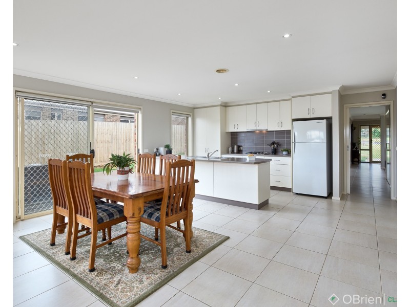 20 Bladen Street, Warragul VIC 3820