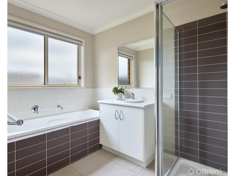 20 Bladen Street, Warragul VIC 3820