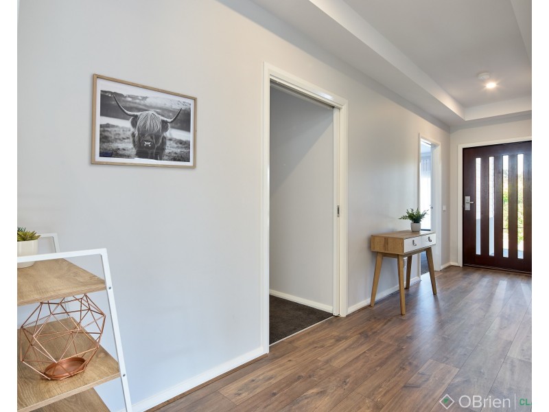 24 Bailey Road, Warragul VIC 3820