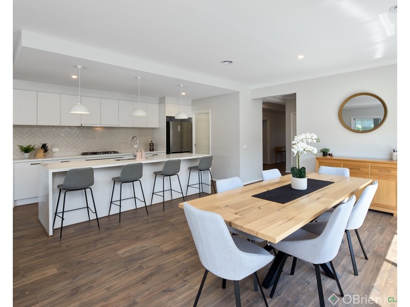 24 Bailey Road, Warragul VIC 3820