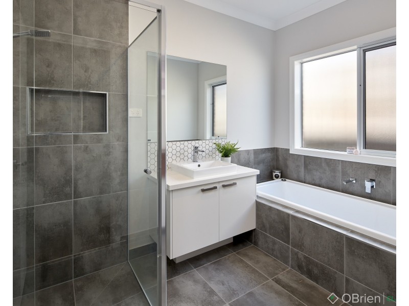 24 Bailey Road, Warragul VIC 3820