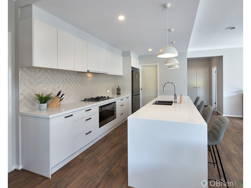 24 Bailey Road, Warragul VIC 3820