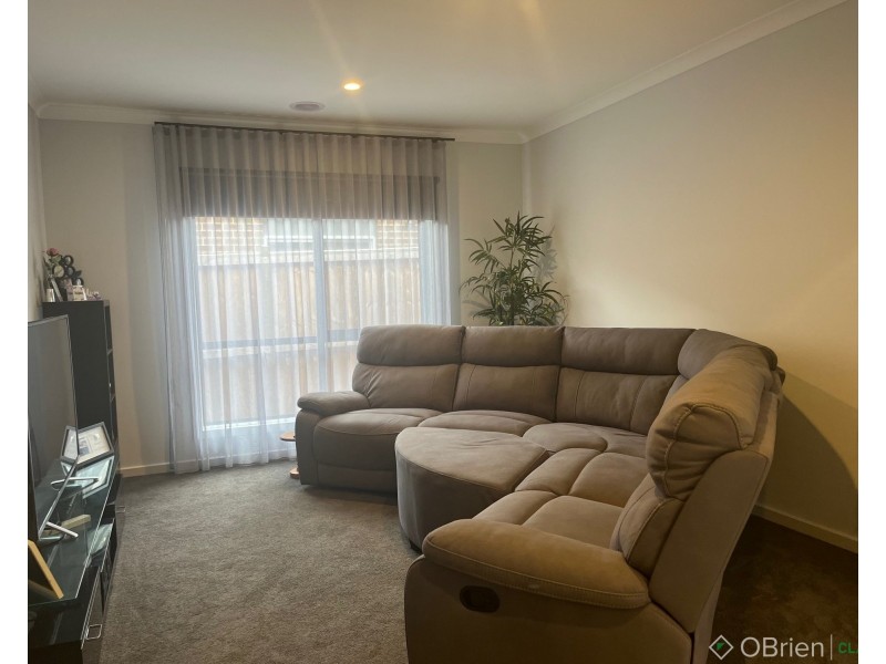 2 Lochfyne Close, Warragul VIC 3820