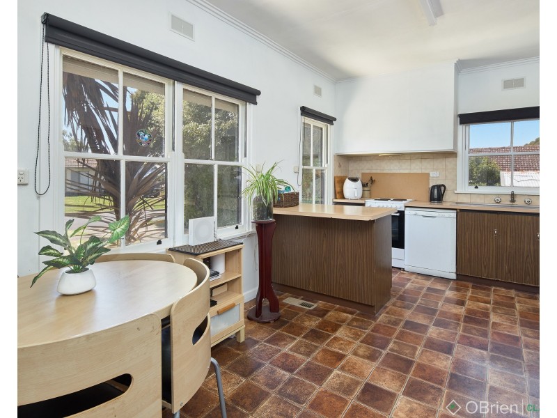 51 Scenic Road, Warragul VIC 3820