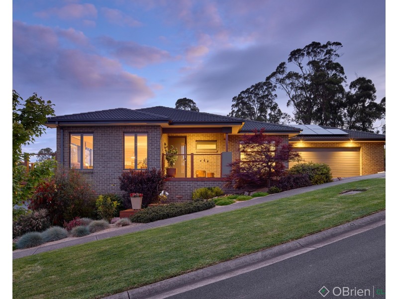 55 Monica Drive, Drouin VIC 3818