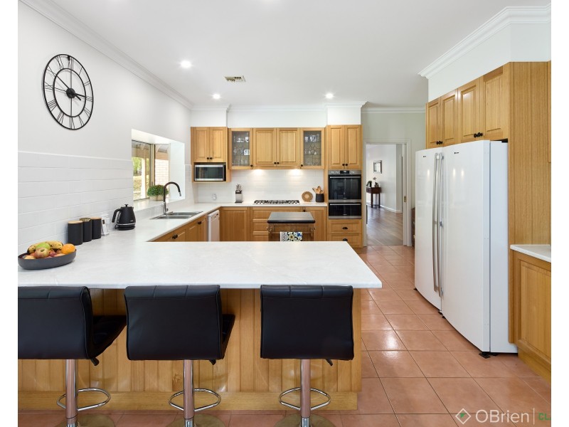 13 Camelot Court, Warragul VIC 3820