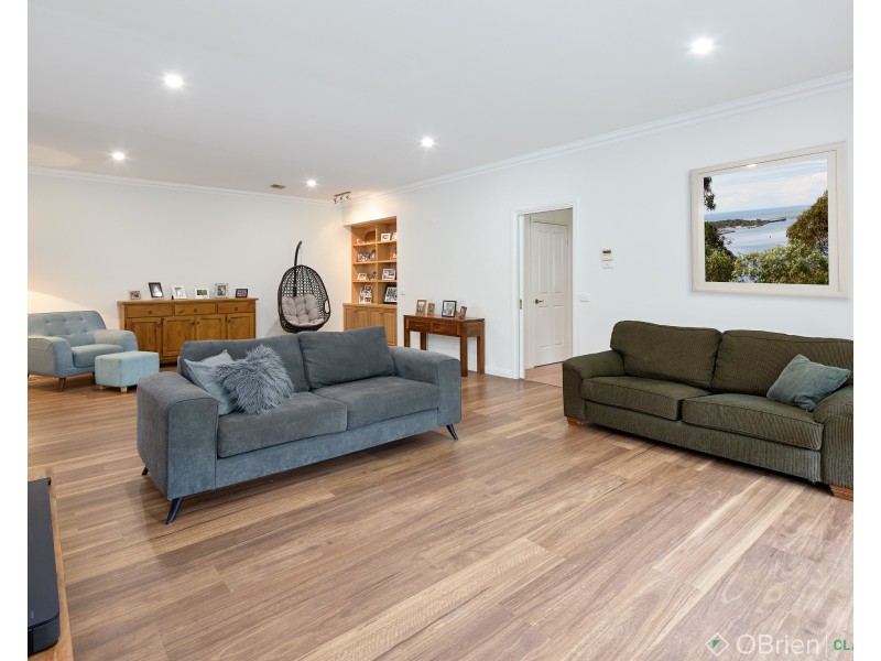 13 Camelot Court, Warragul VIC 3820