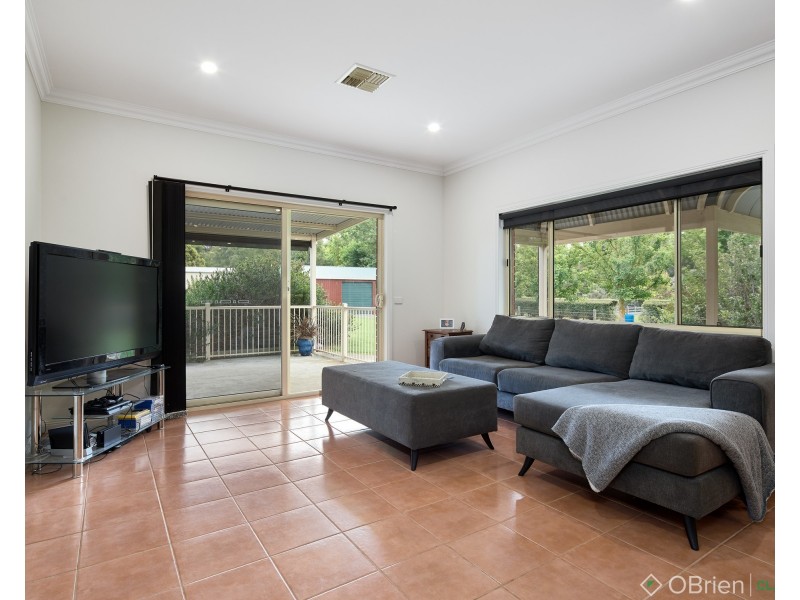13 Camelot Court, Warragul VIC 3820
