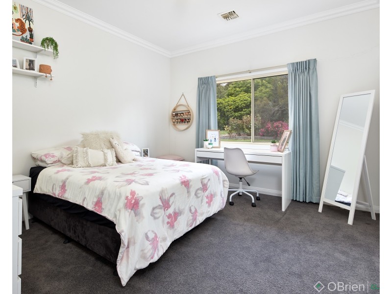 13 Camelot Court, Warragul VIC 3820