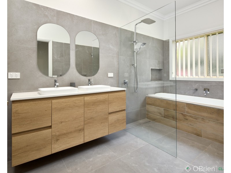 13 Camelot Court, Warragul VIC 3820