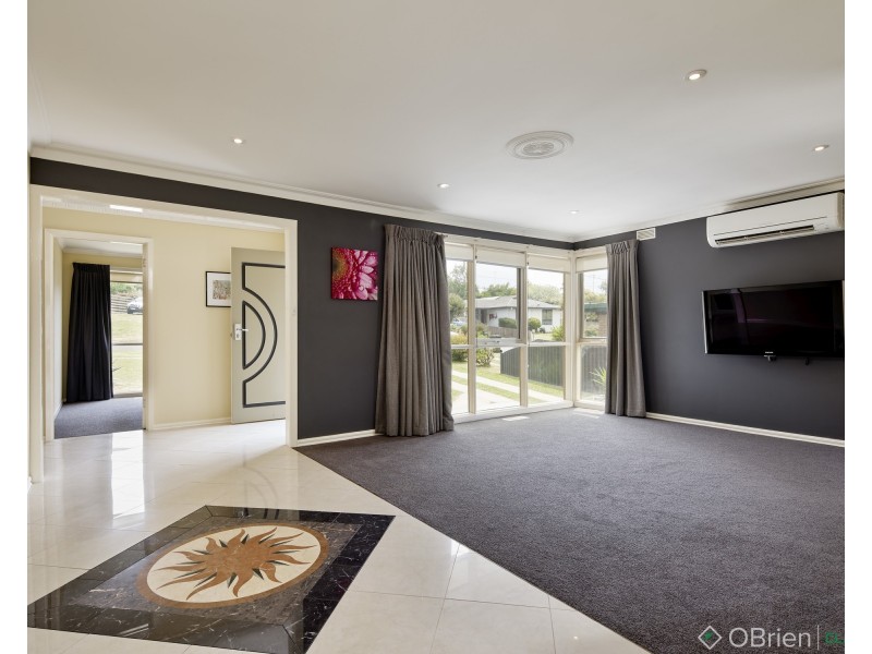 40 Rangeview Street, Warragul VIC 3820