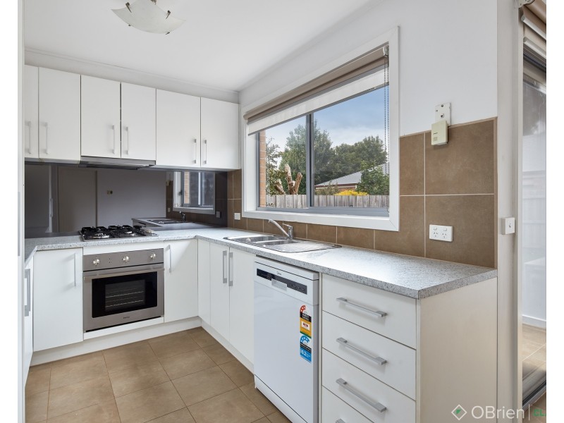 5 Leigh Court, Drouin VIC 3818