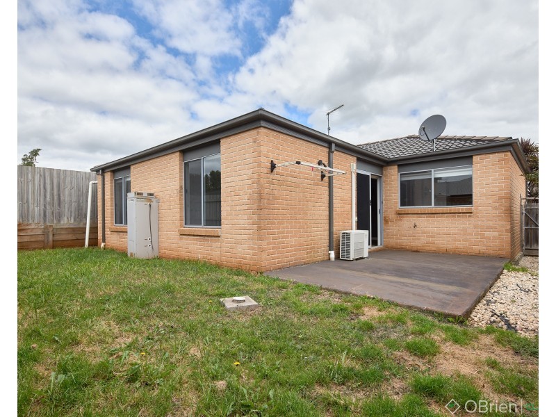 5 Leigh Court, Drouin VIC 3818