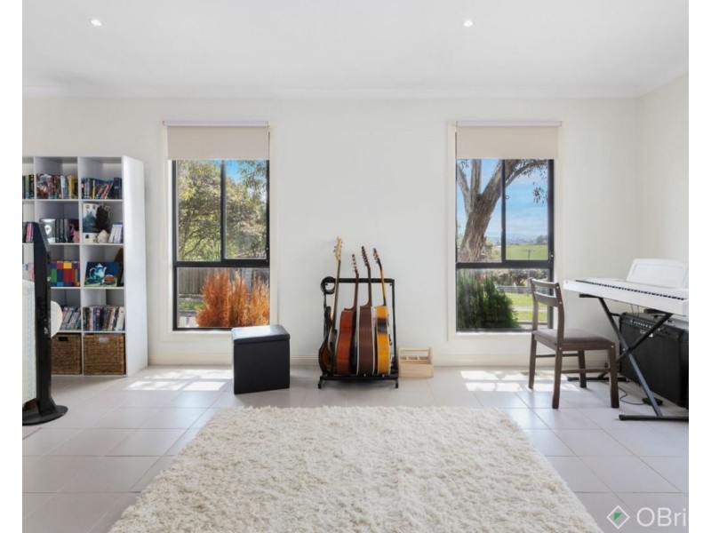5 Lawson Crescent, Warragul VIC 3820
