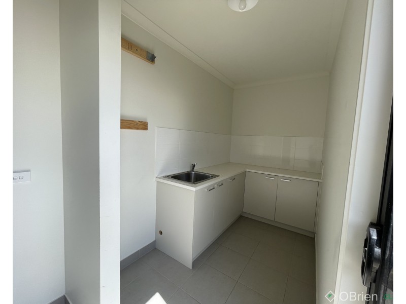 12 Golden Avenue, Warragul VIC 3820