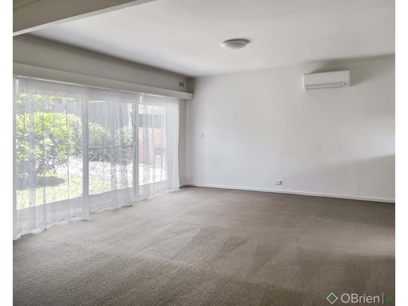 3/27 Young Street, Drouin VIC 3818