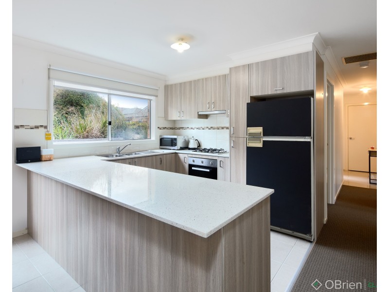 16/16 Telford Circuit, Drouin VIC 3818