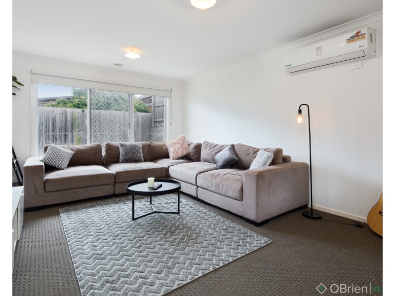 16/16 Telford Circuit, Drouin VIC 3818