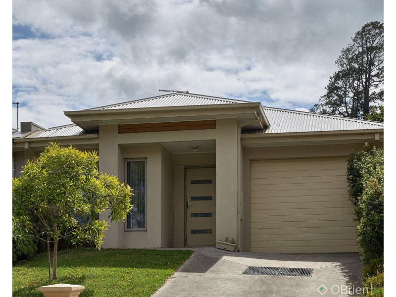 1/275a Princes Way, Drouin VIC 3818
