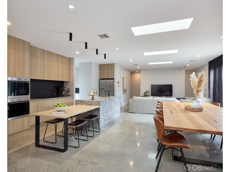 39 Blackman Drive, Warragul VIC 3820