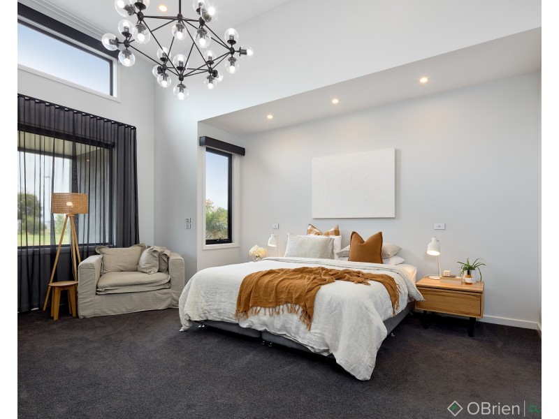 39 Blackman Drive, Warragul VIC 3820