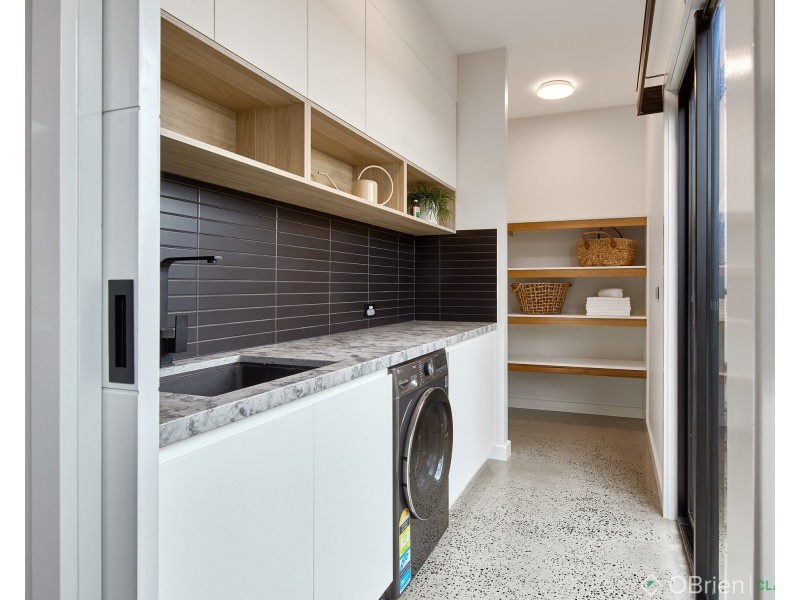 39 Blackman Drive, Warragul VIC 3820