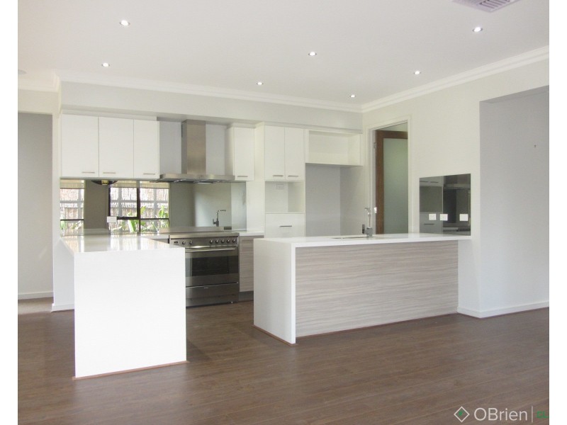 11 Silkwood Drive, Warragul VIC 3820