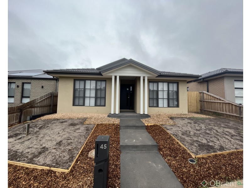 45 Harmon Drive, Drouin VIC 3818