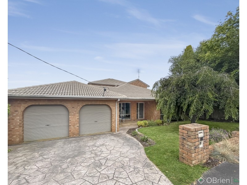 18 Waratah Drive, Warragul VIC 3820