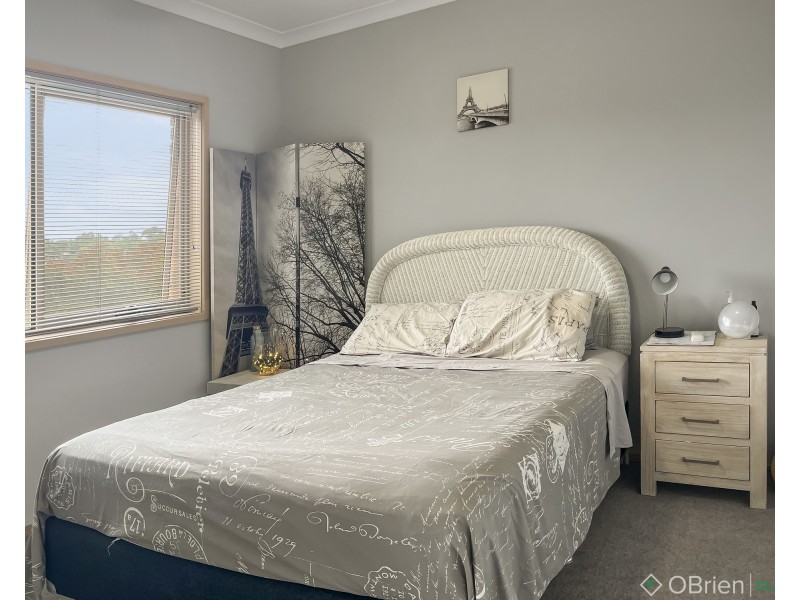 18 Waratah Drive, Warragul VIC 3820