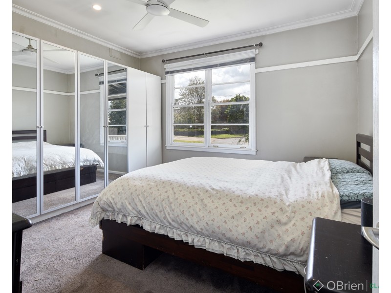 3 Ronalds Court, Drouin VIC 3818