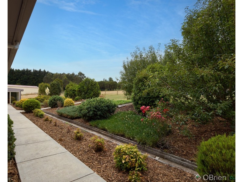 170 Main Neerim Road, Drouin VIC 3818