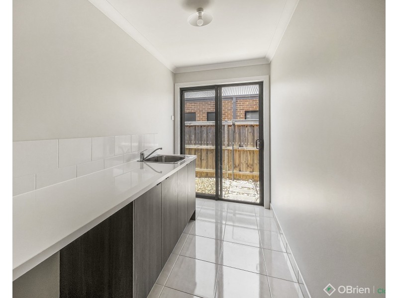 13 Carisbrooke Drive, Warragul VIC 3820
