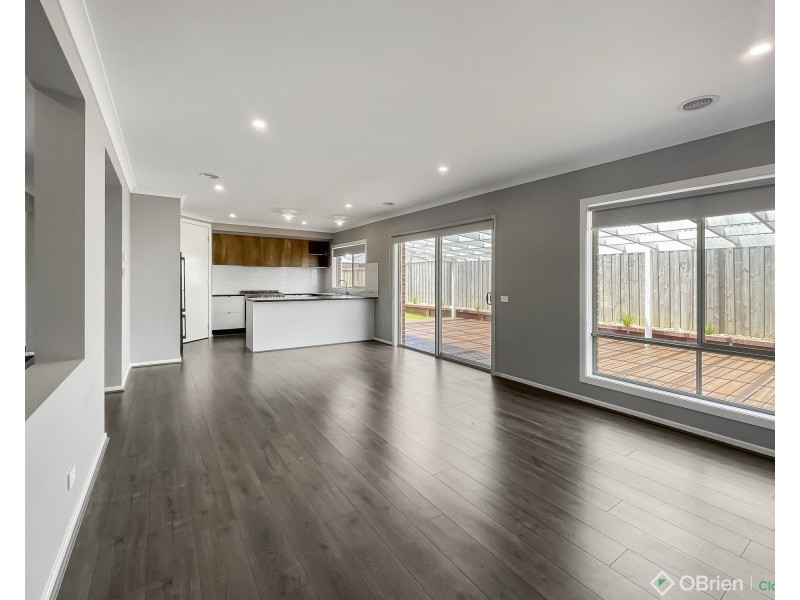 1 Kuwan Street, Drouin VIC 3818