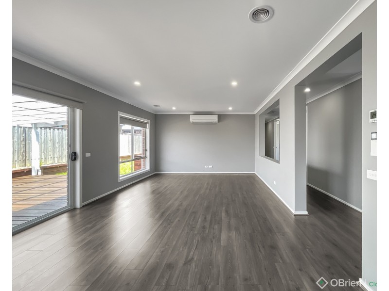 1 Kuwan Street, Drouin VIC 3818