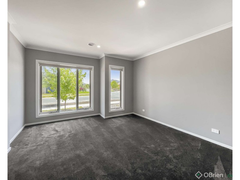 1 Kuwan Street, Drouin VIC 3818