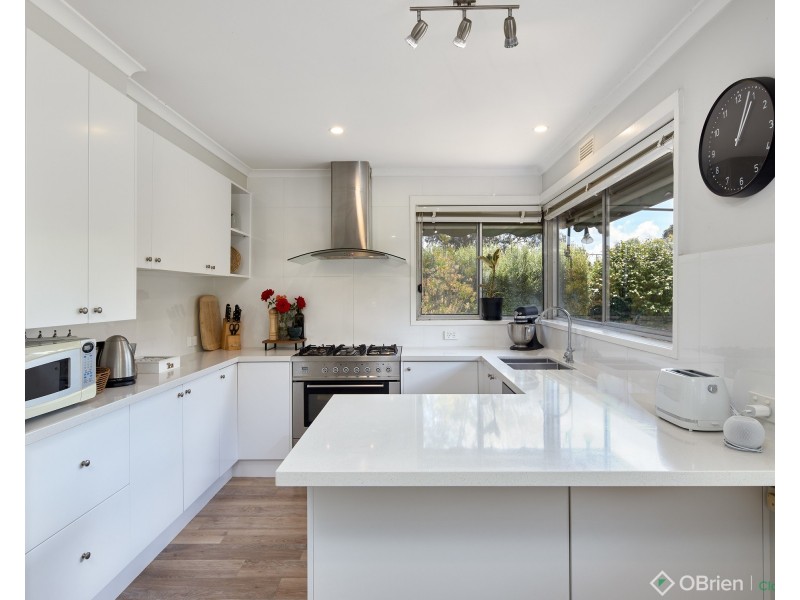 6 Edgar Street, Drouin VIC 3818